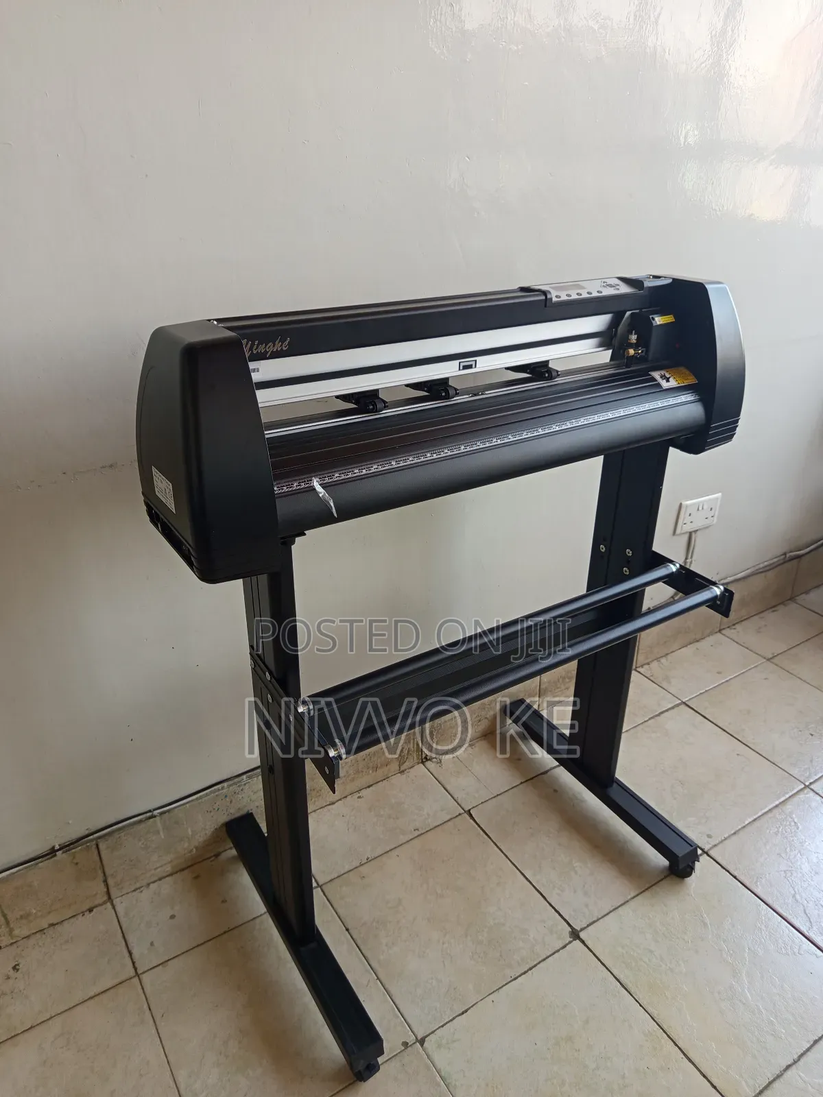2 Ft Brand New Vinyl Cutting Unit (72 Cm)