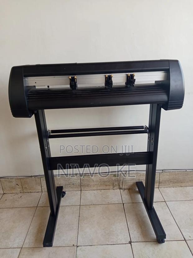 New 2-Foot Vinyl Cutting Plotter - thumbnail 10