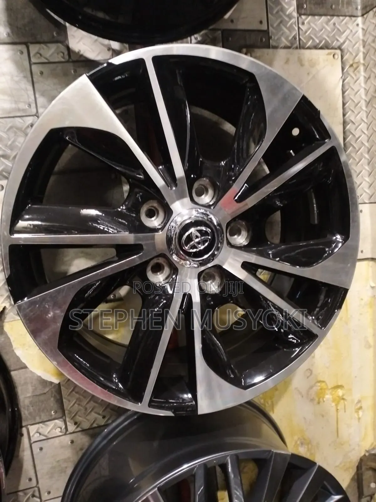 Toyota Landcruiser V8 Lc200 Size 18,20inch Rims