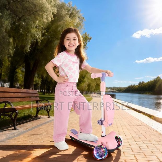Kids 3 Wheel Mini Height Adjustable Kick Scooter - thumbnail 2