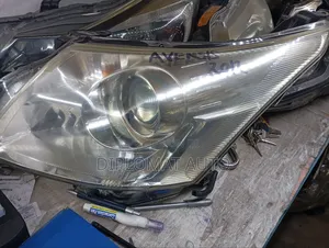 Avensis 2012 Headlight Xenon