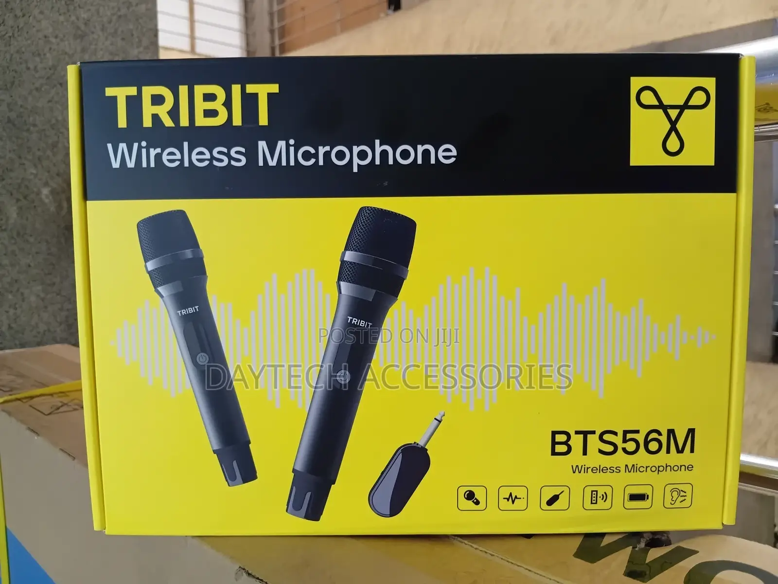 Ribit Wireless Microphone Dual Handheld Cordless Dynamic Microphone.