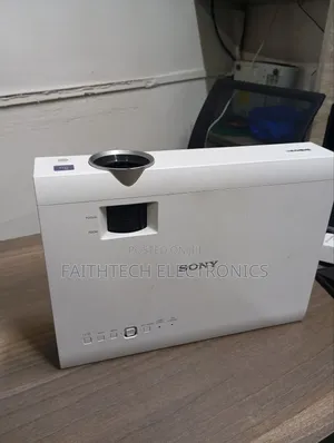 Sony Dx 140 Projector- Clear, Bright Images