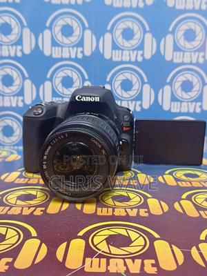 Canon 200d With 64gb Memory Wi-Fi Fliptouch - thumbnail 2