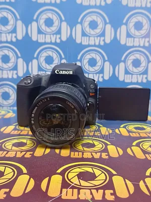 Canon 200d With 64gb Memory Wi-Fi Fliptouch