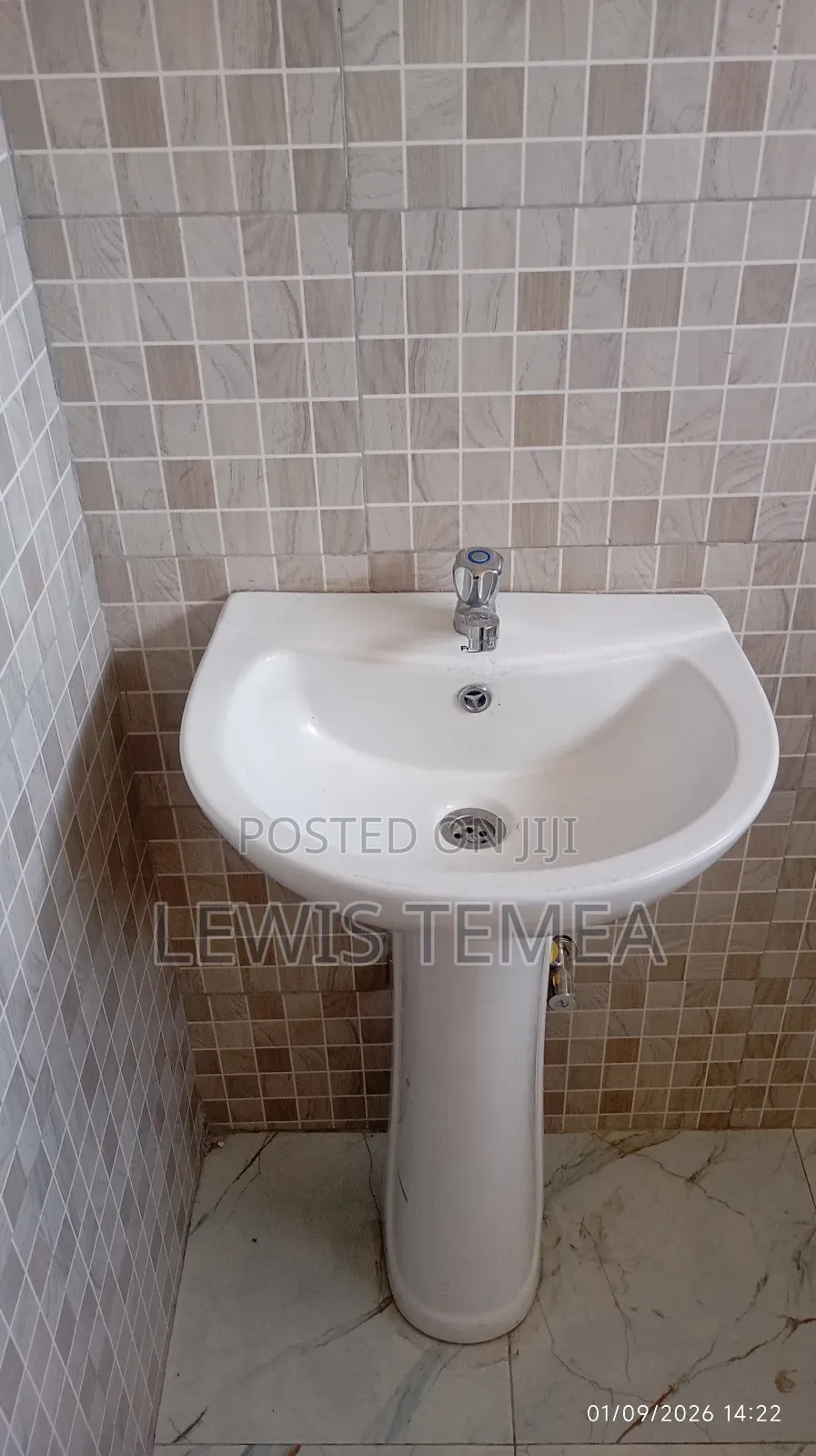 4bdrm House in Phase 2, Nairobi Central for sale