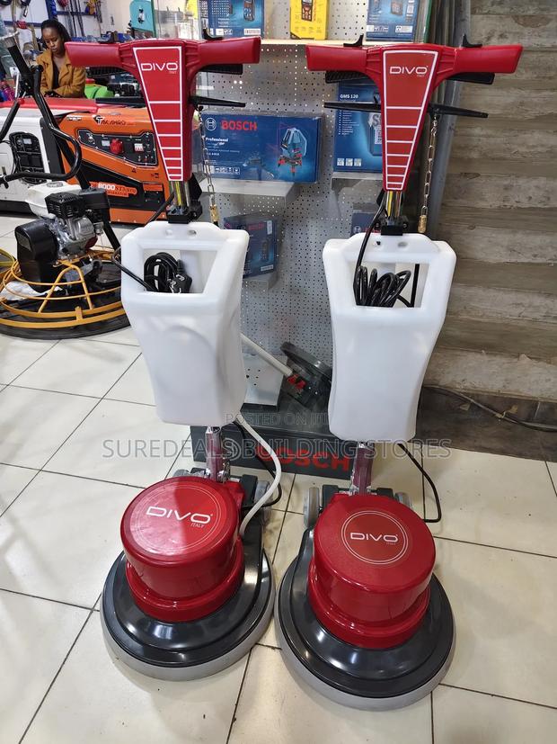 Divo Italy  Multi-functional Floor Scrubbing Machine. - thumbnail 3
