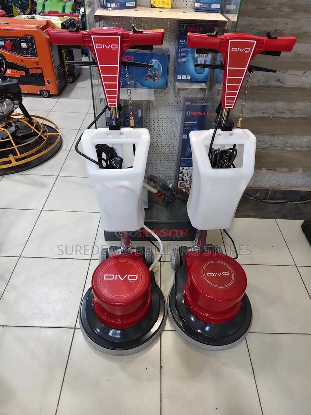 Commercial Use Multi-functional Floor Scrubbing Machine. - thumbnail 4
