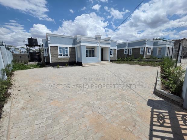 3bdrm Bungalow in Kitengela for sale