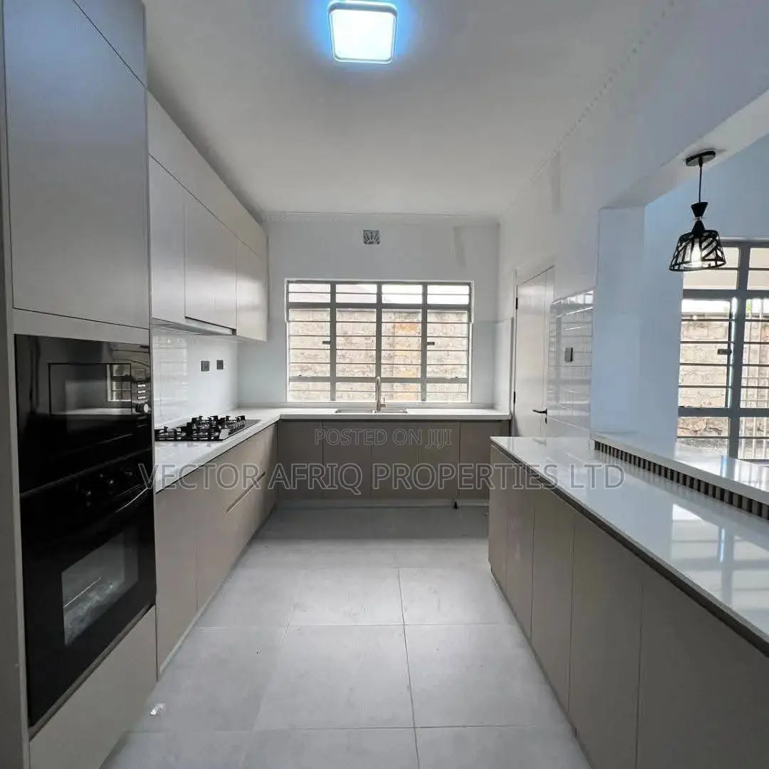3bdrm Bungalow in Kitengela for sale