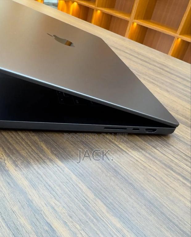 Laptop Apple MacBook Pro 2024 M3 Max 16-inch 36GB Apple M3 Max SSD 1T - thumbnail 4