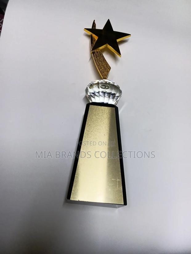Gold Clear Crystal Star Award Trophy - thumbnail 3
