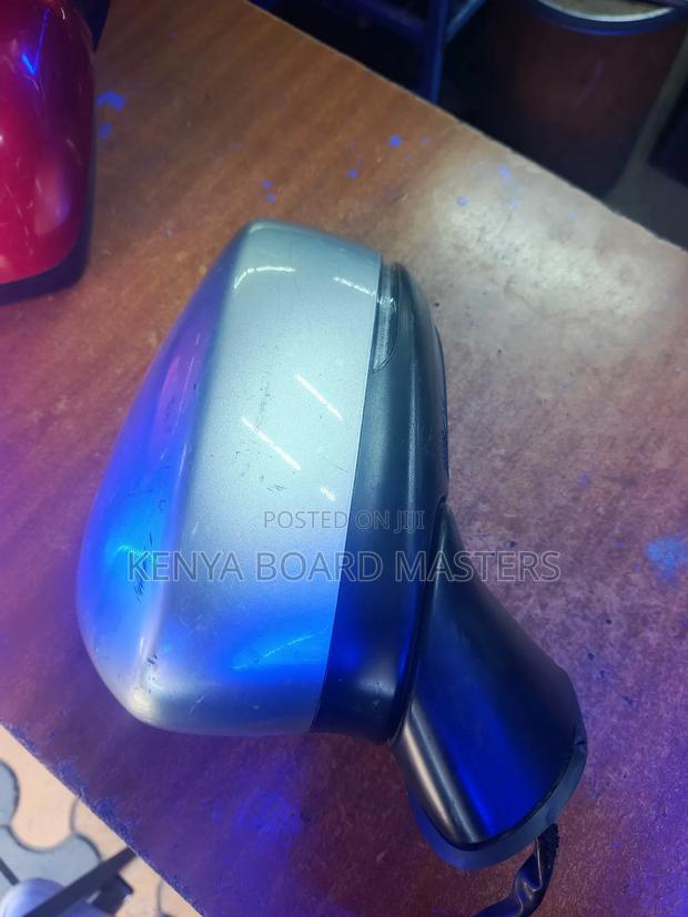 Mazda Demio and Axela Side Mirror - main view