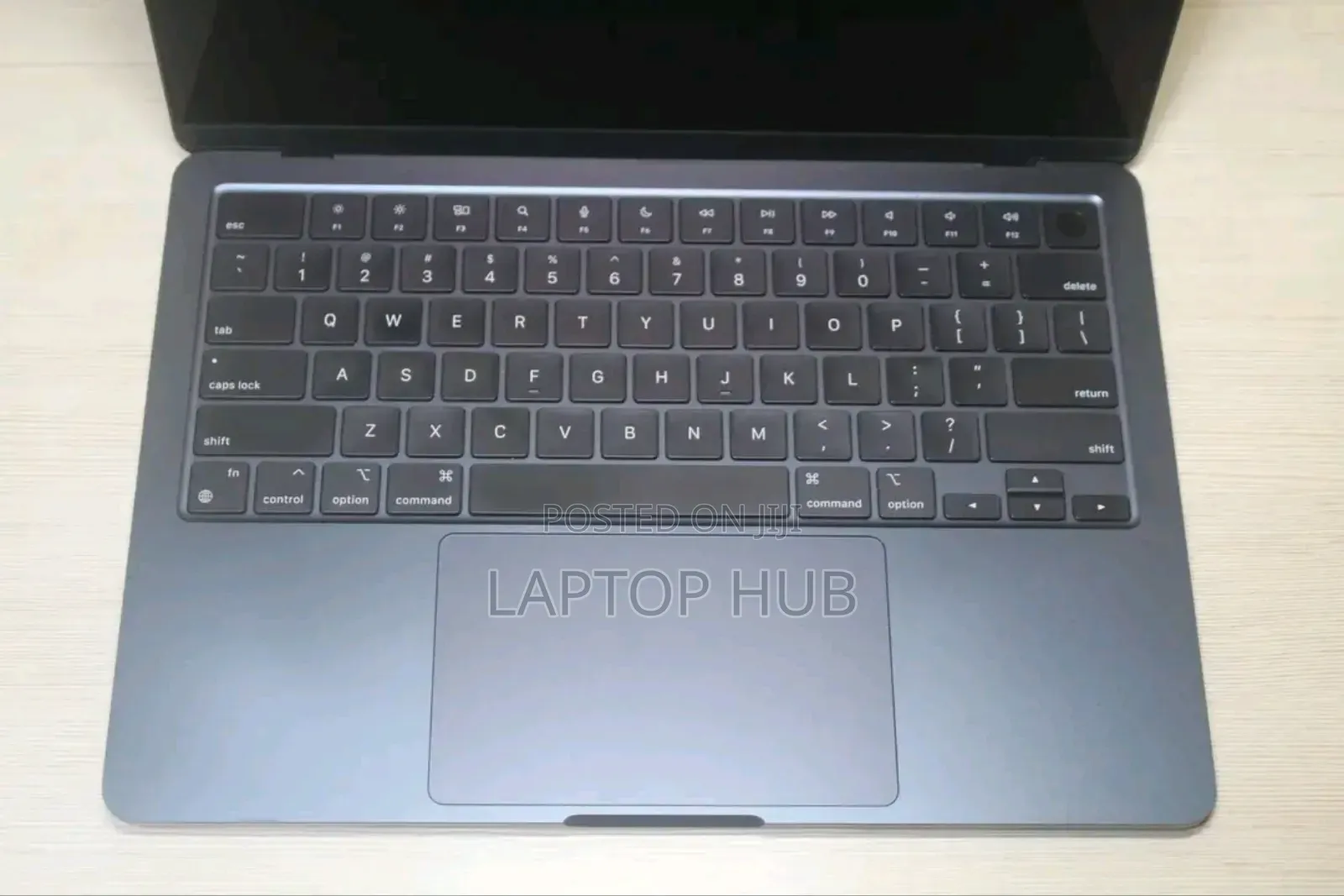 Laptop Apple MacBook Air 2022 M2 16GB Apple M2 SSD 1T
