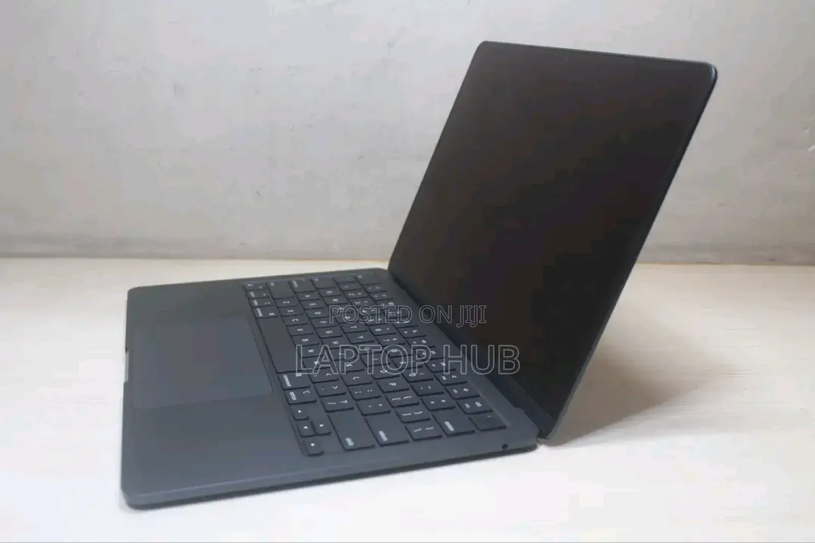 Laptop Apple MacBook Air 2022 M2 16GB Apple M2 SSD 1T