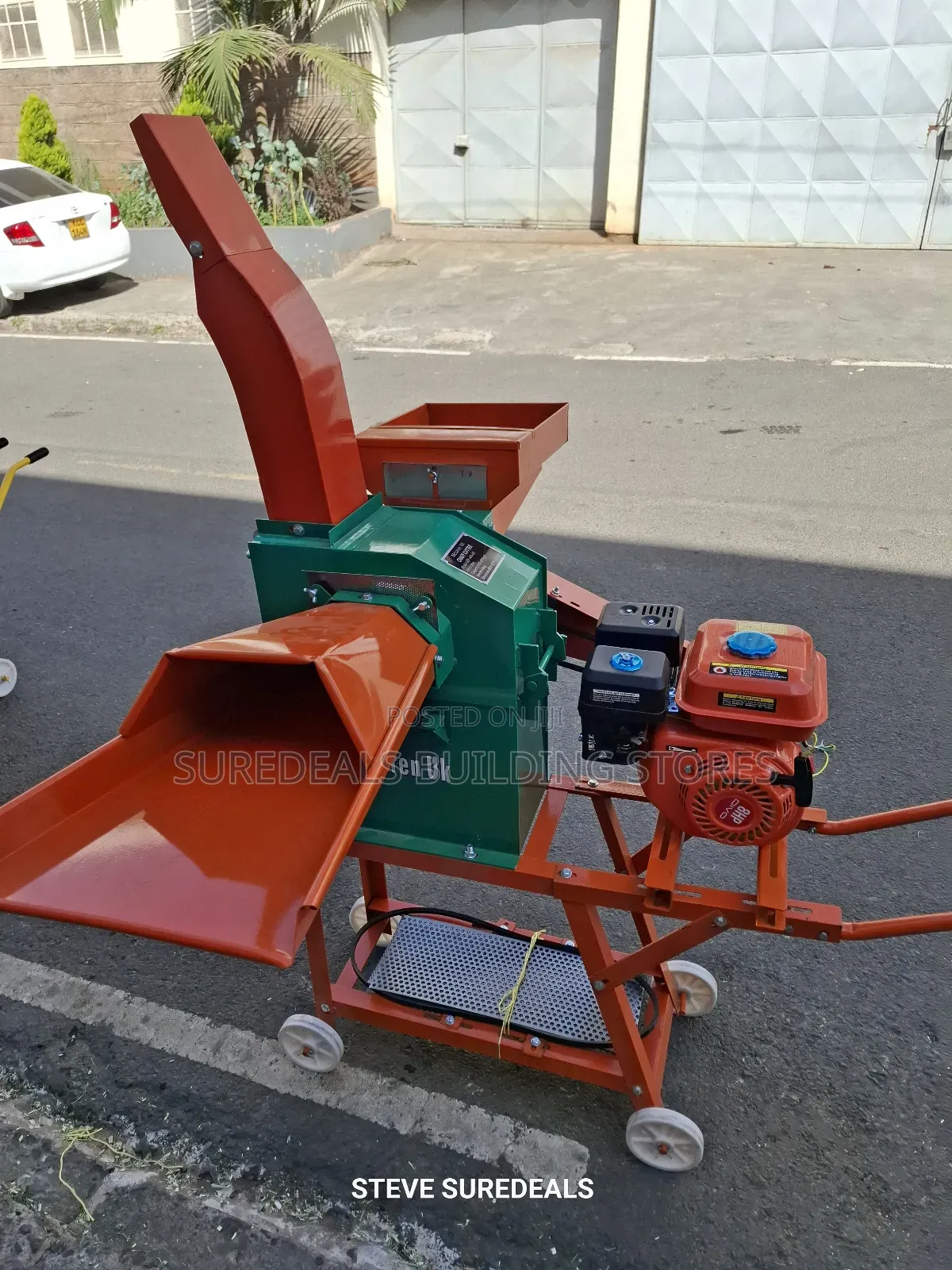 Feed Chopper / Chaff Cutter With 8hp Gasoline Engine