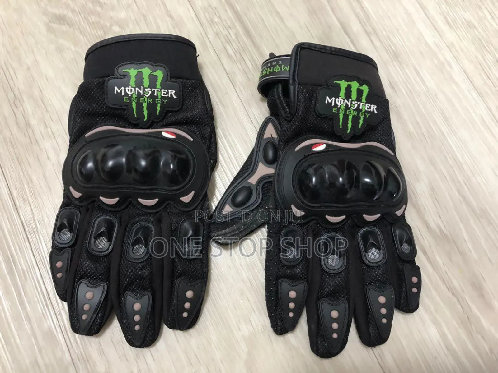 Black Full Fingers Monster Protective Anti Surface Gloves