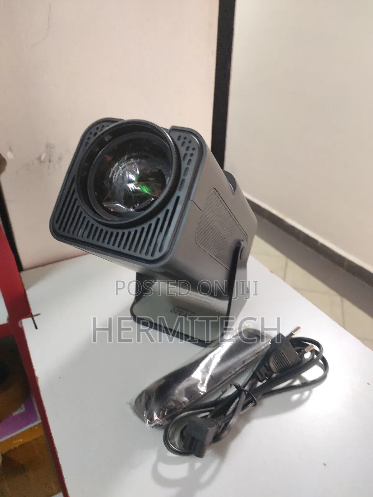 Hy320 High Quality Smart Android Projector Resolutions