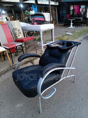 Black Shampoo Sink Salon Chair - main view
