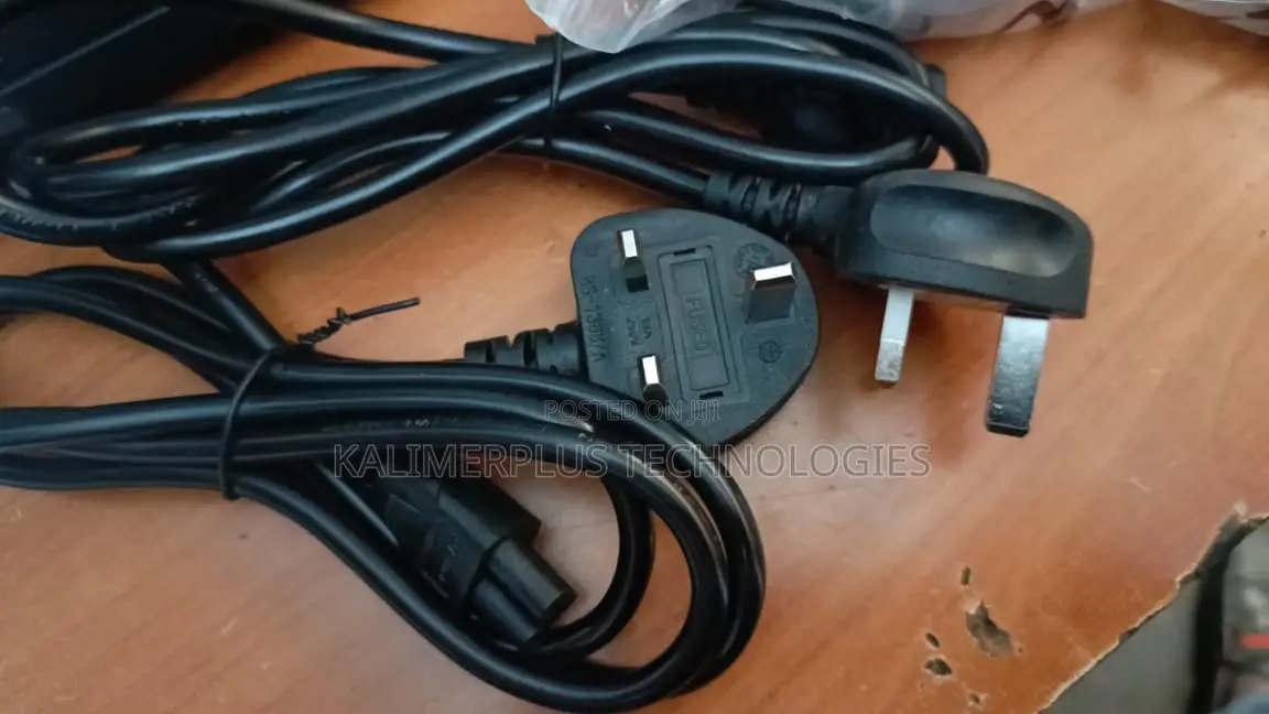 White Fuse Flower Cables