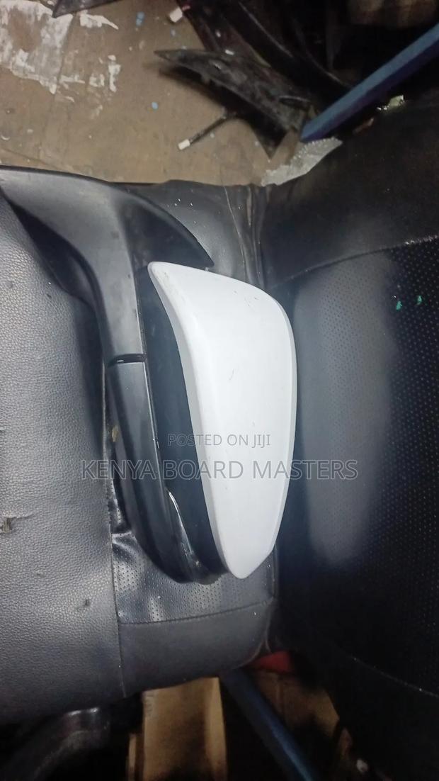 Voxy/Noah New Model Side Mirror - main view