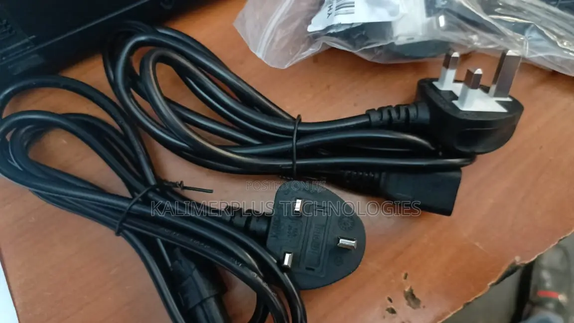White Fuse Power Cable