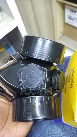 Double Cartridge Chemical Respirator Face Mask