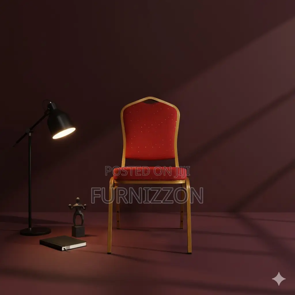 Professional Banquet Chair With Soft Cushion
