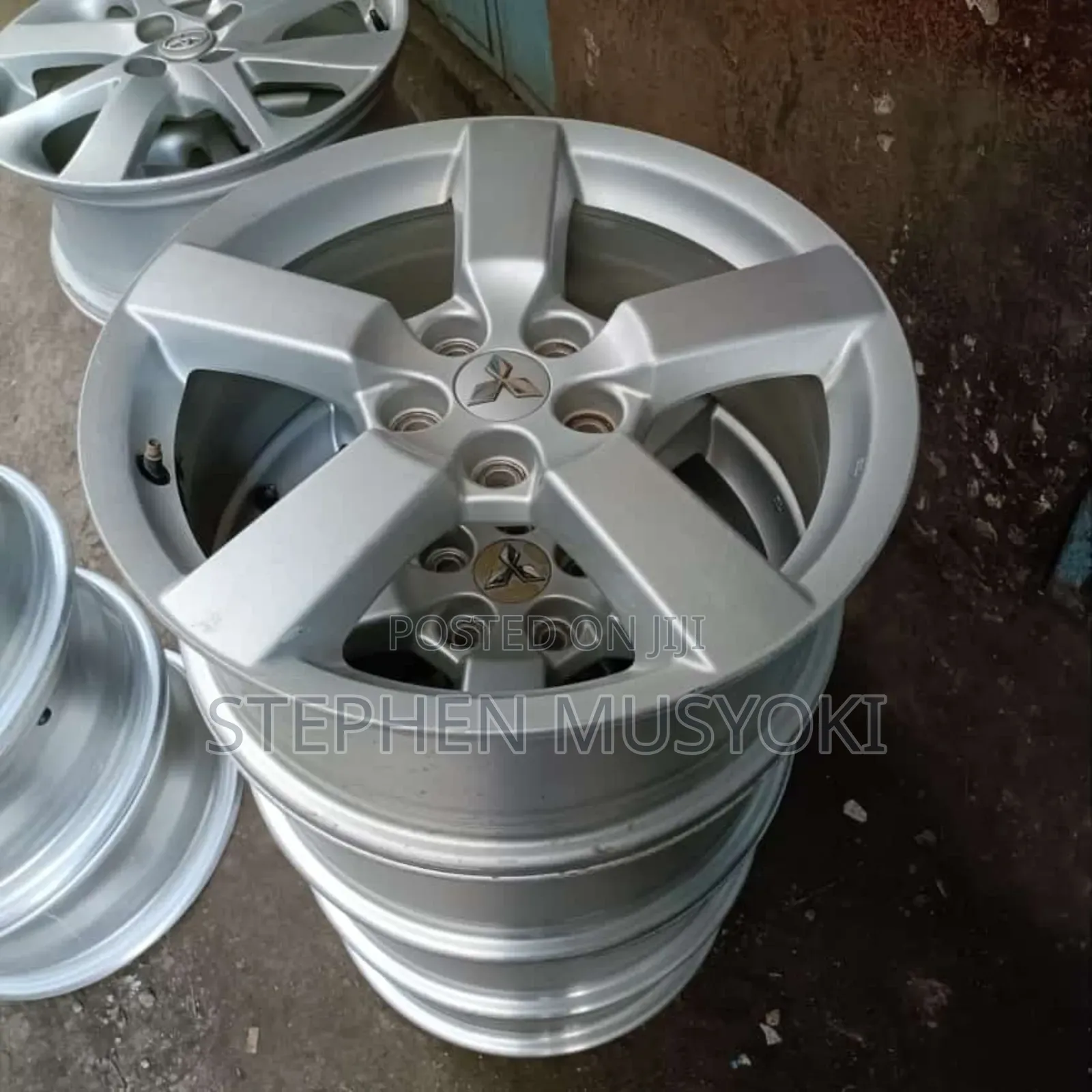 Mitsubishi Outlander 18inch Rims