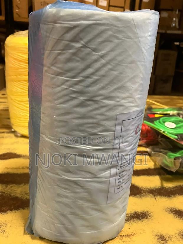 Non Absorbent Cotton Wool - thumbnail 2