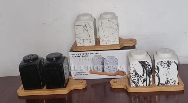 Salt Pepper Pot With Bamboo Base - main view