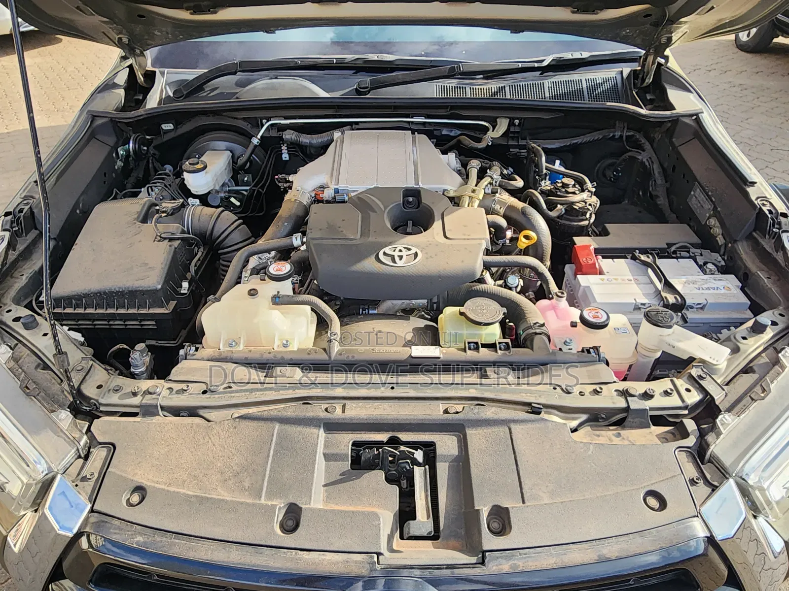 Toyota Hilux 2.4 Diesel 2020 Green