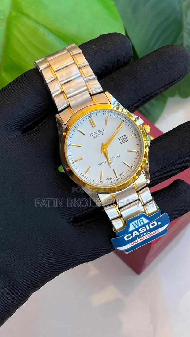 Classy Watch - main view