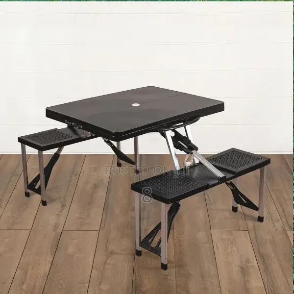Easy-Carry Folding Picnic Table With Seats