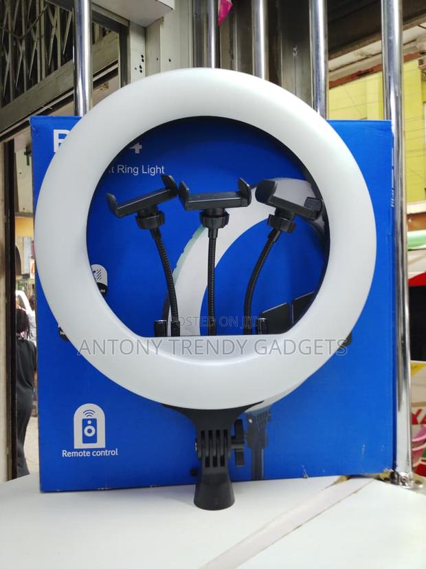 14′′ Led Soft Ring Light With Phone Holders & Stand - thumbnail 6