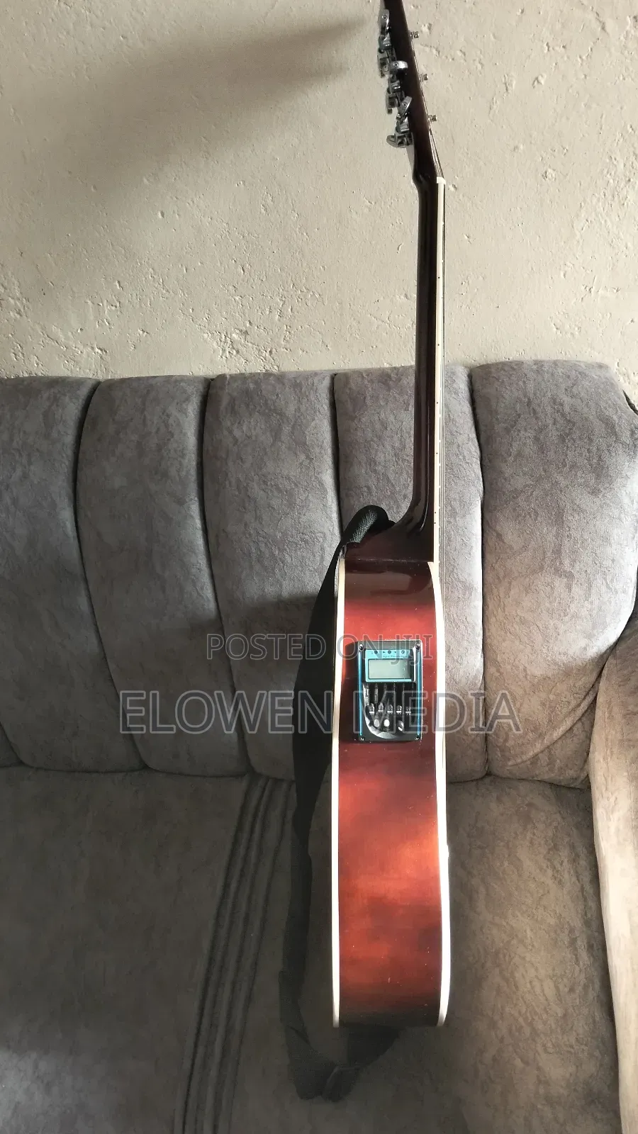 Acoustic Guitar