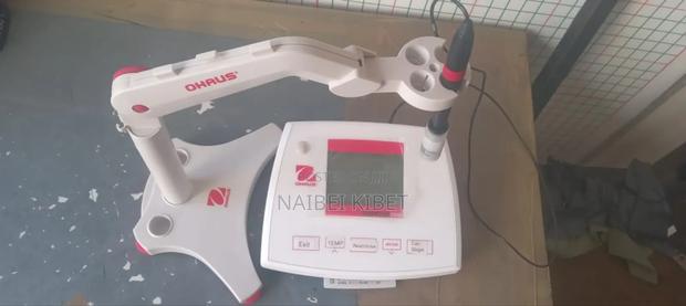 Table Top Ph Meter - main view