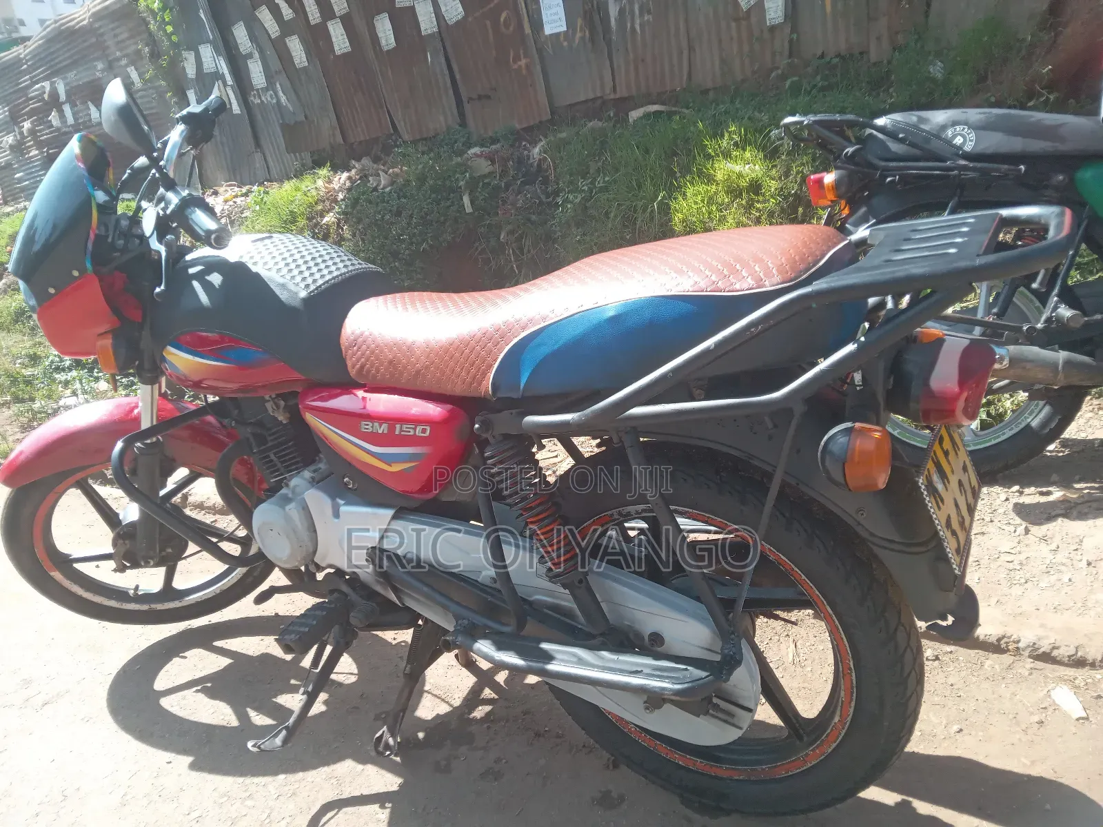 Bajaj Boxer 150 UG 2022 Red