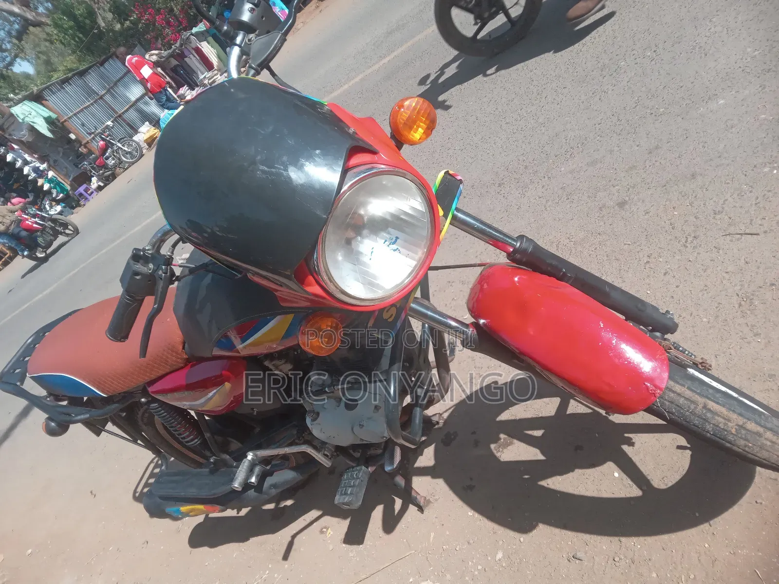 Bajaj Boxer 150 UG 2022 Red