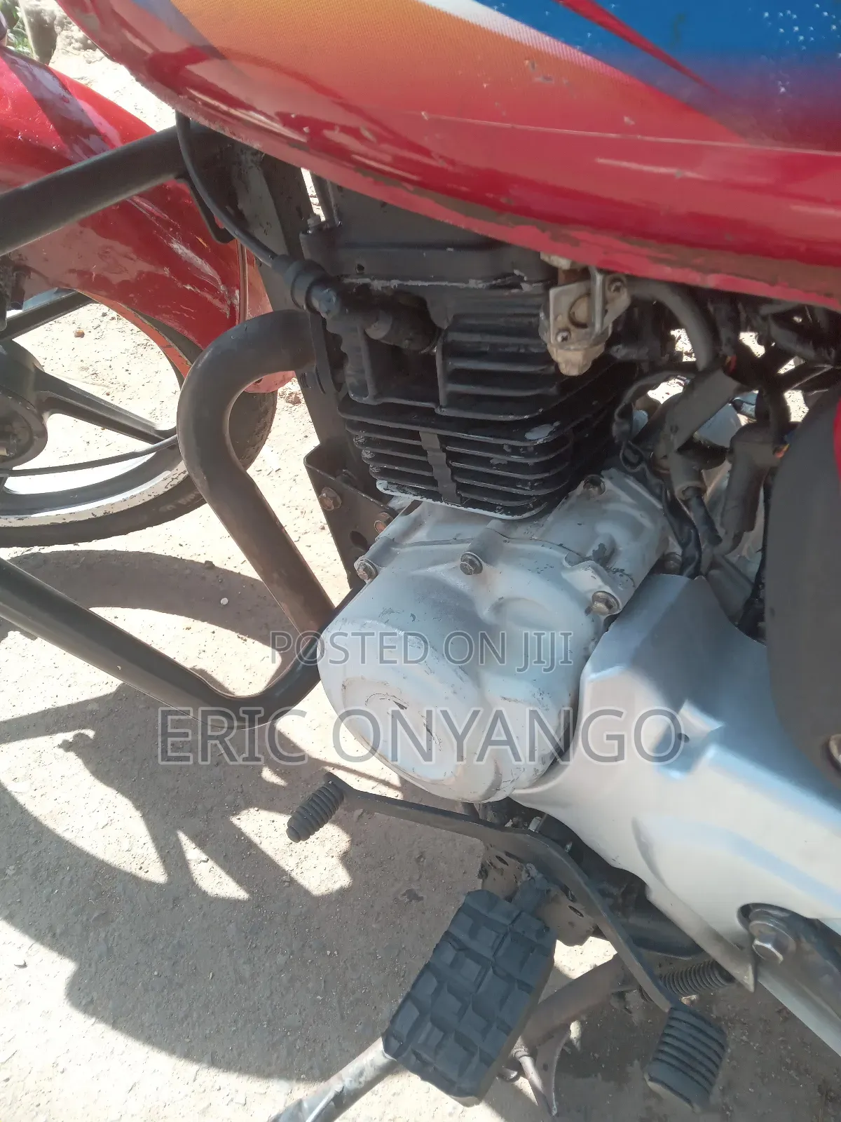 Bajaj Boxer 150 UG 2022 Red