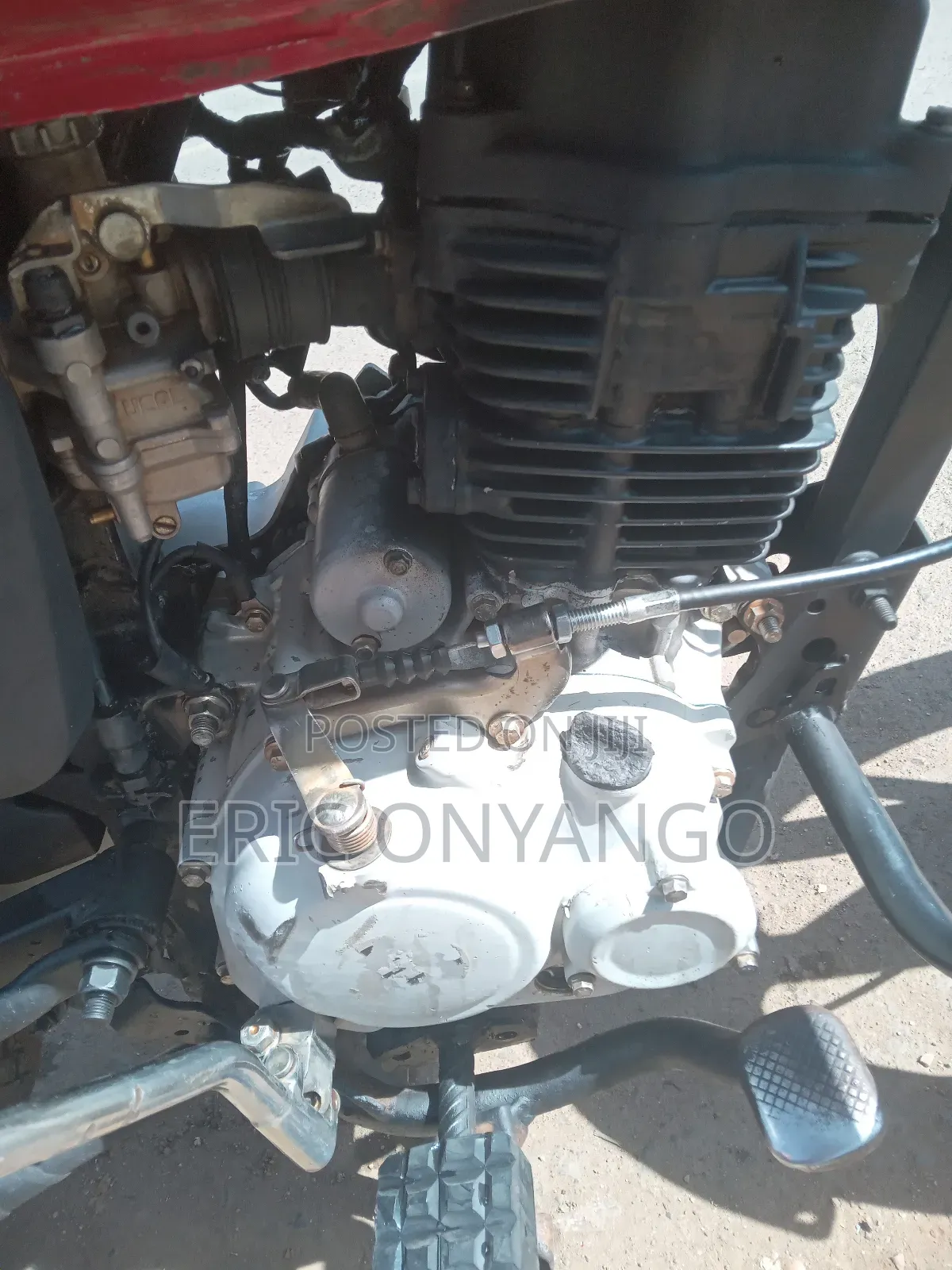 Bajaj Boxer 150 UG 2022 Red