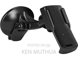 Garmin Suction Cup Spine Mount - thumbnail 2