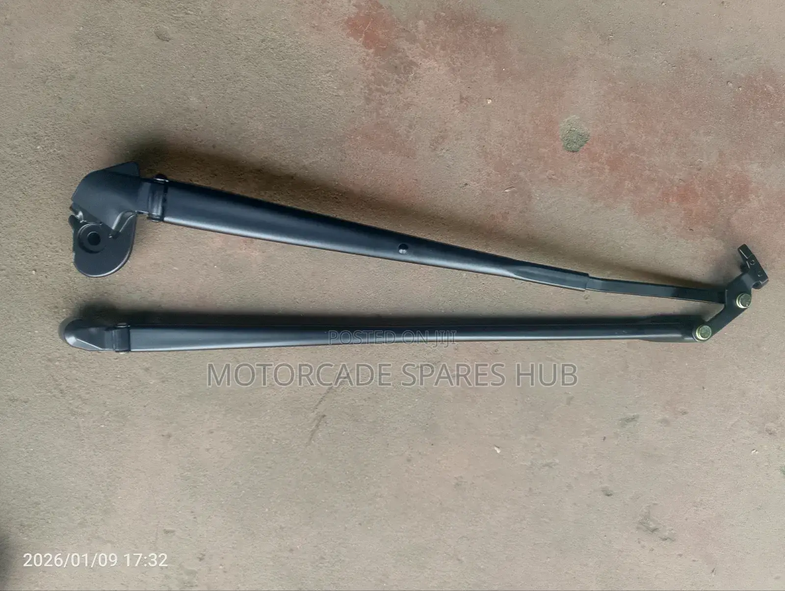Toyota Ractis 2012 Wiper Arm