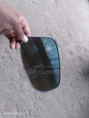 Toyota Passo 2012 Side Mirror Glass