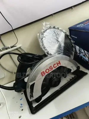Heavy Duty 7" Bosch Circular Saw/ Bosch Circular Saw 1400