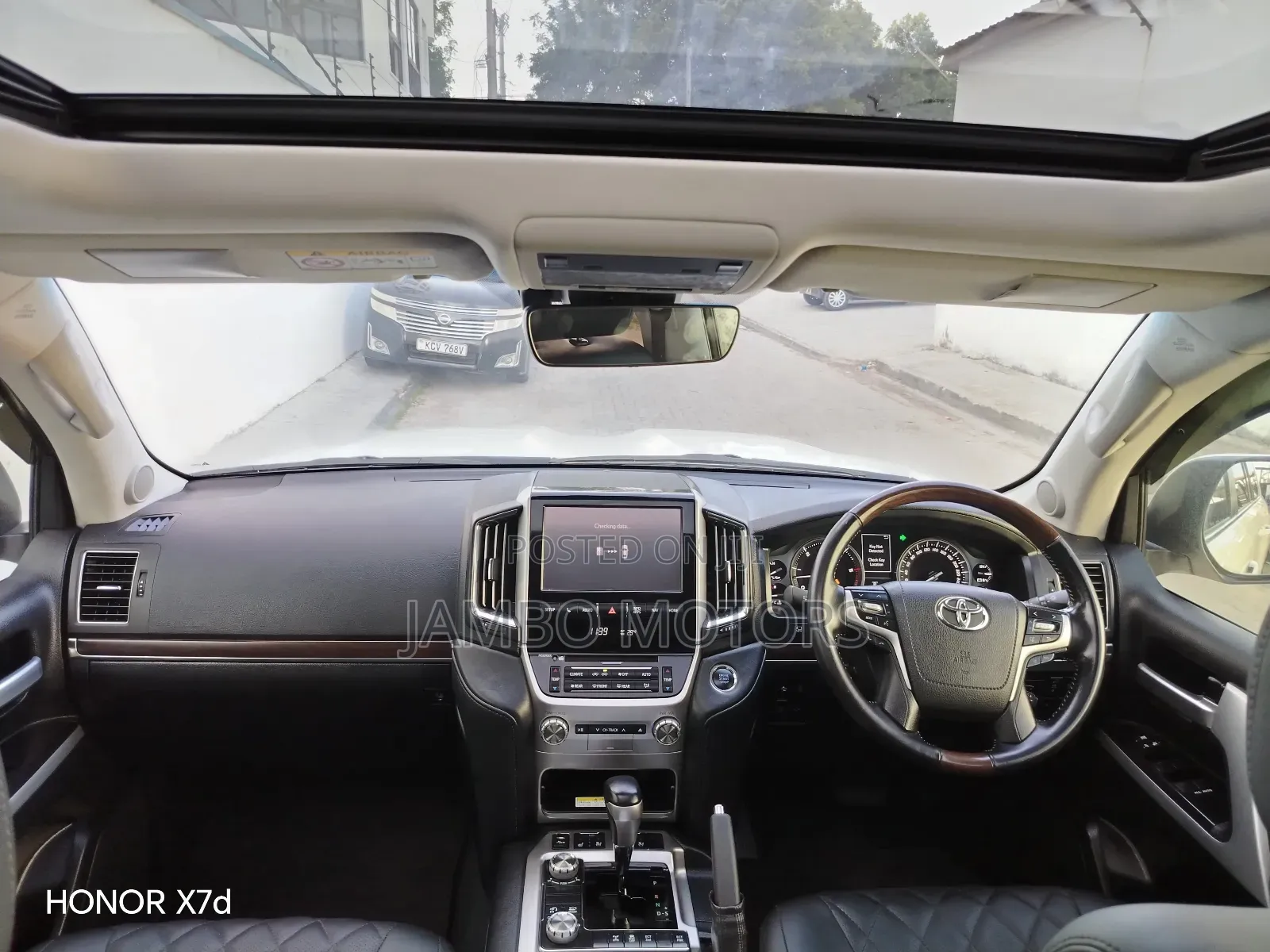 Toyota Land Cruiser 4.5 V8 TD 2020 White
