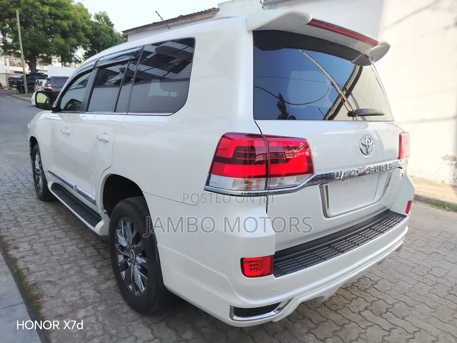 Toyota Land Cruiser 4.5 V8 TD 2020 White
