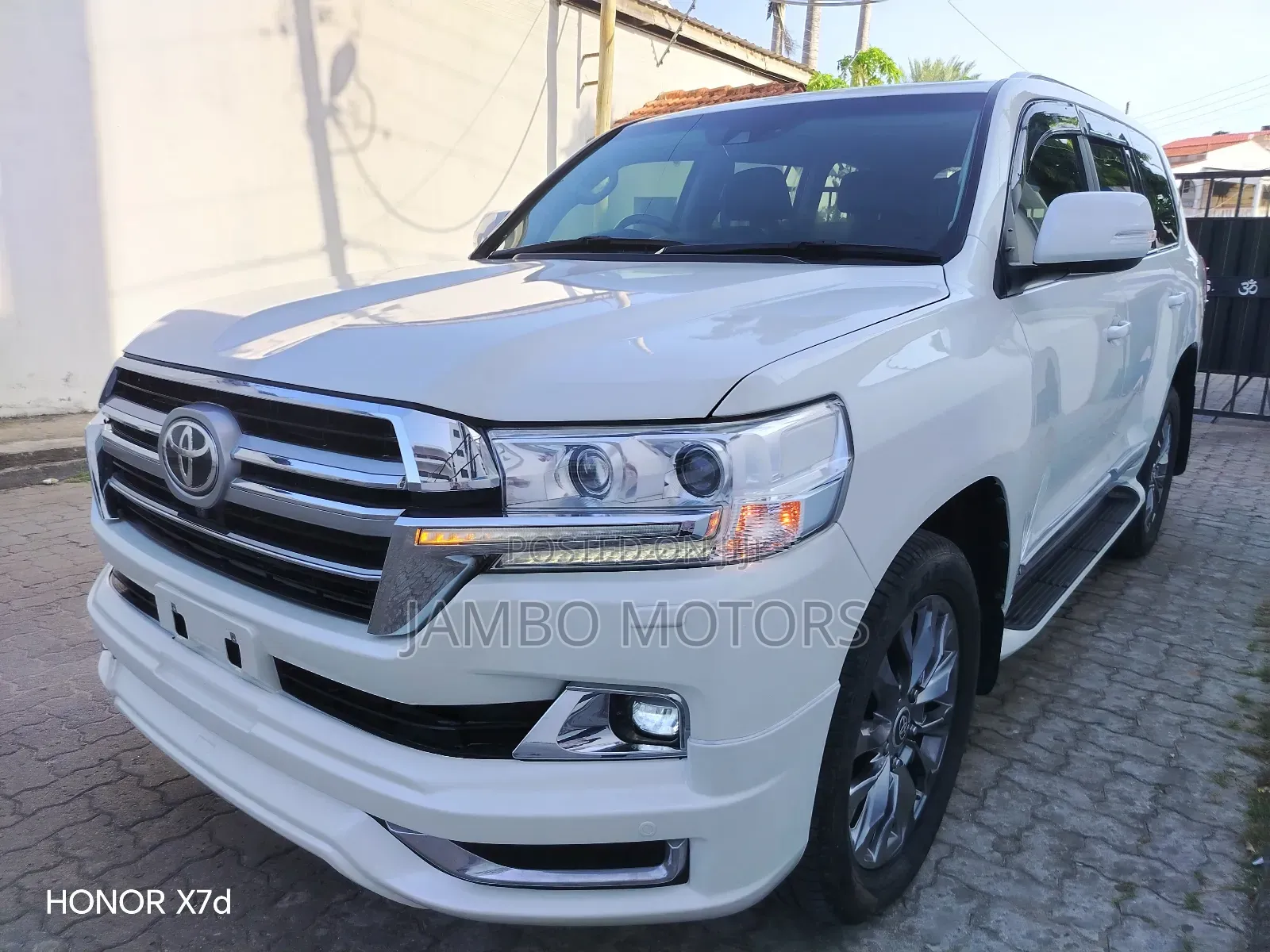 Toyota Land Cruiser 4.5 V8 TD 2020 White