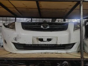 Toyota Corolla Fielder Nosecut