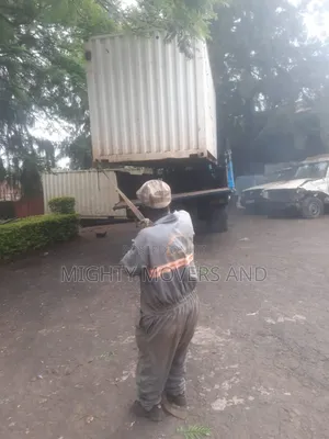Trucks With Lifting Cranes Are Readily Available for Jobs and Errands